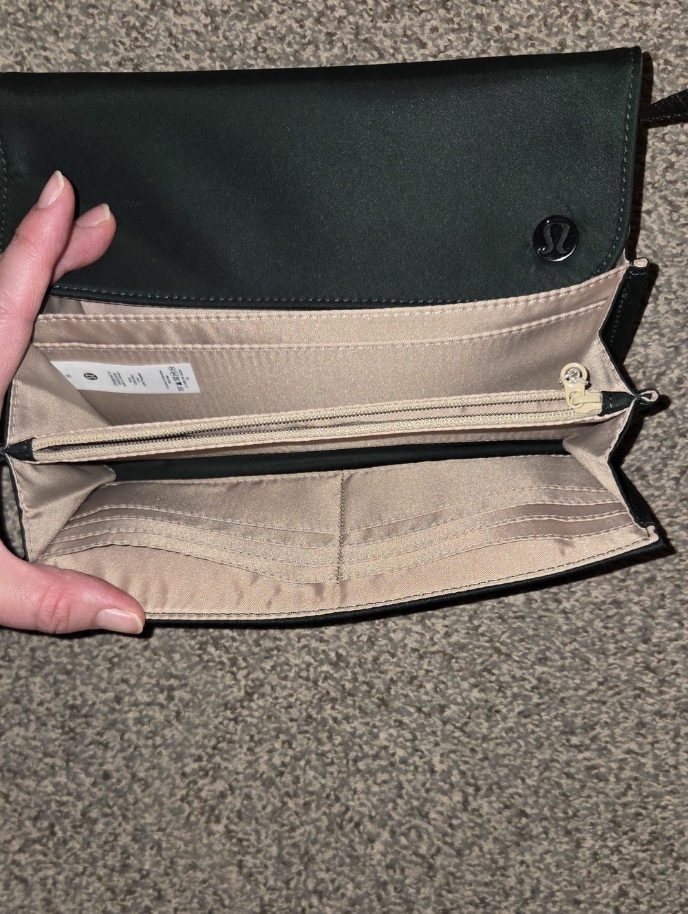 Lululemon Wallet Clutch Crossbody - Picture 4 of 10